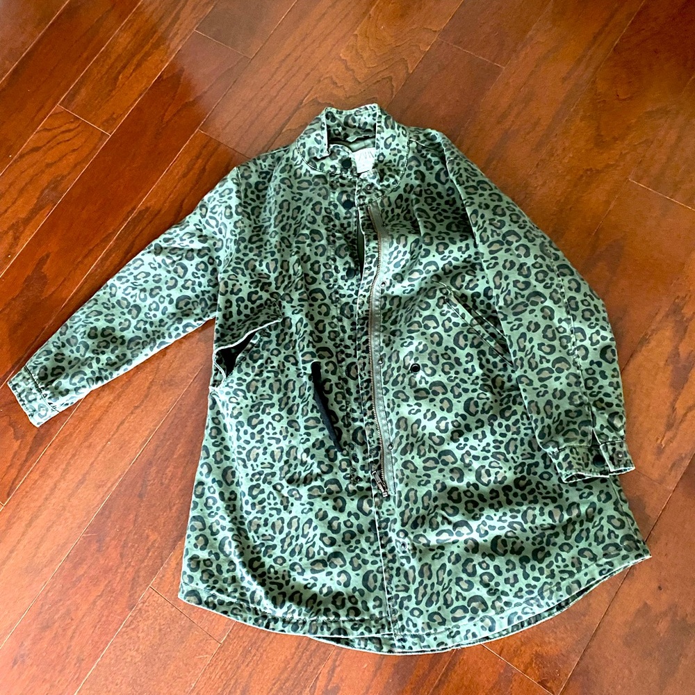 Medium length jacket